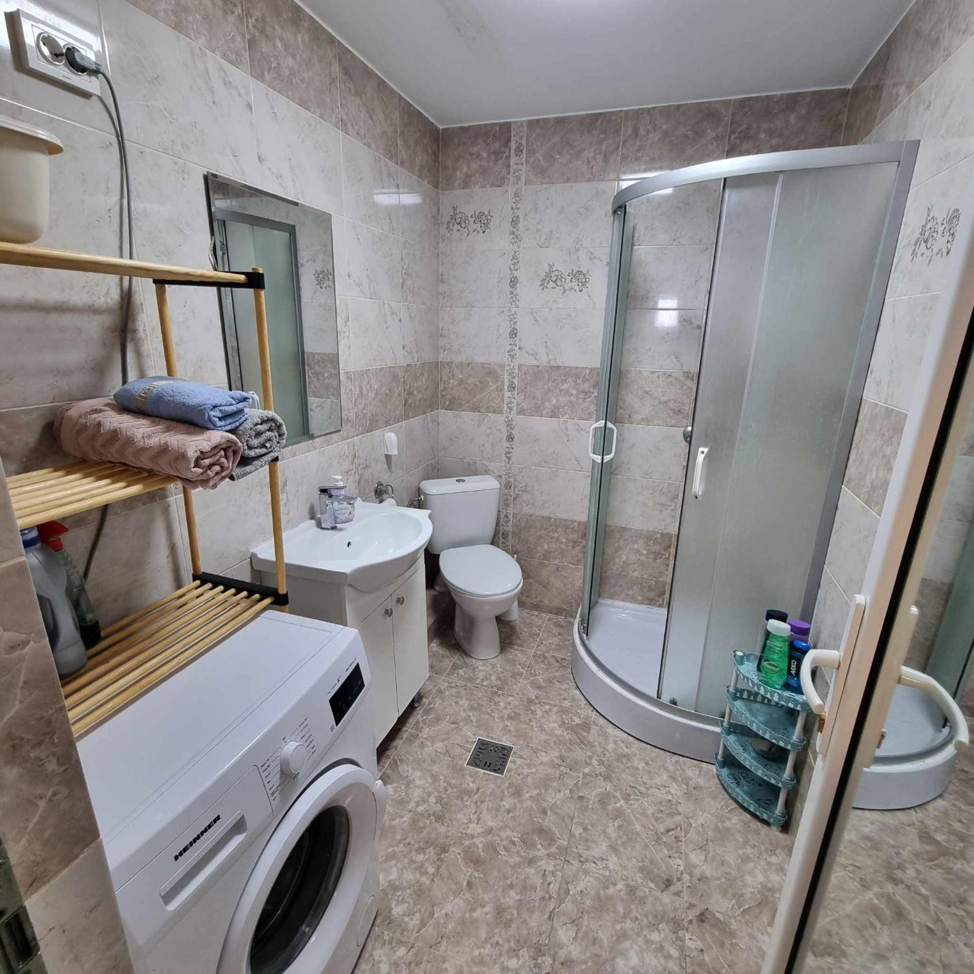 Apartament Cu 2 Dormitoare - Madalina Corabia Kültér fotó